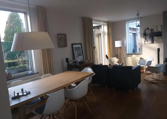 Casa Sibbe With Beautiful View * Valkenburg aan de Geul